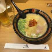 ヒメ日記 2025/09/08 21:00 投稿 なな プールサイド