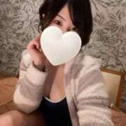 なな 出勤！ プールサイド