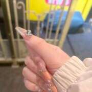 うい ネイル変えた〜 しごくなエステ