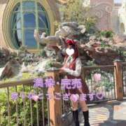 ヒメ日記 2025/10/18 14:48 投稿 らな ノーパンエステ!?絶頂させる天使たち