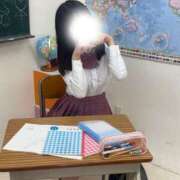 ヒメ日記 2025/10/22 02:10 投稿 えま☆登校2日目 JKサークル