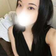 まお しゅっきん♡ ホワイトベル