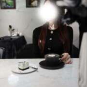 手島りほ 🤍 MIRAI TOKYO 新宿店