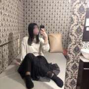 ひまり 時間が経つのが早い 池袋添い寝女子
