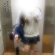 ヒメ日記 2025/08/05 18:49 投稿 宮崎 にの しゃせきょっ!XX教育される制服女子たち