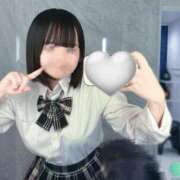 ゆらぎ 今日お会いしたお兄さん、ご予約後にまさかの雨（ ; ; ）☔️でもありがとう😍 派遣型JKリフレ ぷるぷる新宿