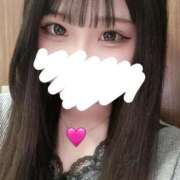 七瀬るあ お休みです☺️ ウルトラホワイト