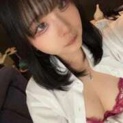 ゆかり えくぼは恋の落とし穴！ 出勤しました❗️ ウエスト・コム