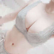 ヒメ日記 2026/04/28 18:00 投稿 るな 彼女の部屋本店