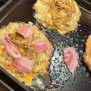 すず これがお好み焼きです💕 ラブ・アンド・ラブ