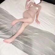 さゆり さゆりの上のおくちにちょーだい💓🍼 全裸のいいなり美女OR満員ちかん電車