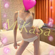 ヒメ日記 2025/11/02 10:26 投稿 みかさ やんちゃな子猫日本橋本店