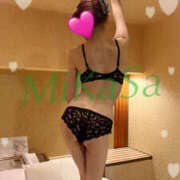 みかさ おはようございます🩷 やんちゃな子猫日本橋本店