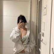 ヒメ日記 2026/01/23 03:02 投稿 松浦こころ 全裸美女からのカゲキな誘惑