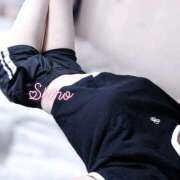 ヒメ日記 2025/10/19 02:11 投稿 黒井 しろ ホットアロマ