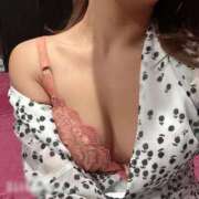 れな 生理のためお休みさせていただきます🙇‍♀️ 激安ドットコム