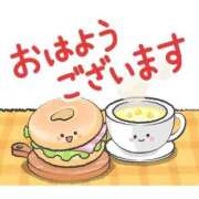 ヒメ日記 2025/10/05 07:26 投稿 のん 電車ごっこ