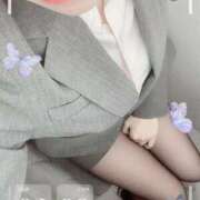 上原　かな 次は誰かな？🥺 OLピンクコレクション