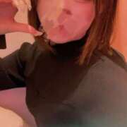 An　アン 🍞ﾁﾗｯ XOXO Hug&Kiss 神戸店