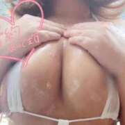 めいさ 新発見👀 淫乱痴女エステ新宿店