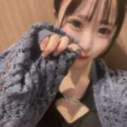 なゆ 4日目だよ🎶🖤 ジュリアングループ三多摩店