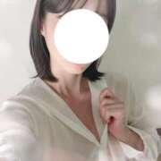 すみれ 出勤♪ 金の玉クラブ池袋～密着睾丸マッサージ～