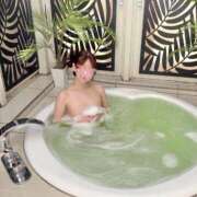 ヒメ日記 2025/10/23 07:32 投稿 みいな★超S級！元有名アイドル 渋谷S級素人清楚系デリヘル chloe