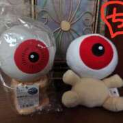 ちえり 寝室の整理してるといろんなとこから目玉のオヤジグッズが出てくるのはなぜなんですか。 美熟女専科白夜