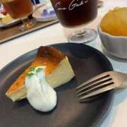 藍華(あいか)【甘く癒す天使】 休日カフェ☕️🍰💗 美魔女コレクション別府店