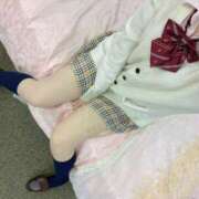 財前きずな スタートからありがとう✨️ 断りきれない美人マッサージ嬢たち