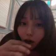 みな もぐもぐ 若葉