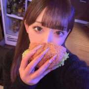 らん 絶対美味しい🍔🍟✨️ ホワイトベル