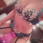 ヒメ日記 2025/07/08 13:12 投稿 真白望愛 ゴールドクイーン