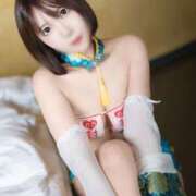 ヒメ日記 2025/08/03 01:00 投稿 真白望愛 ゴールドクイーン