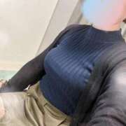 ヒメ日記 2025/10/17 09:00 投稿 愛川柚羽(あいかわゆずは) 鶯谷ナンバーワン