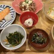 和(なぎ) 🌱健康的な？ エクレア上野御徒町　天然貴姉乳舐手淫店