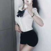 なな 明日も出勤します！ LOVEマッスル