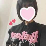 くろみ 3日、新宿店出勤します！19時すぎ〜ご予約可能です🙇‍♀️♡ 派遣型JKリフレ ぷるぷる新宿