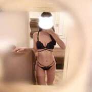 山下ひかる 溜めてる??︎💞 エマーブル