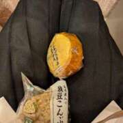 瀬川るな お昼〜🎶 PLAY