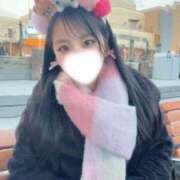 てんか アウター着ると大きく見えるのヤダ💦🤍 ギャルズネットワーク大阪