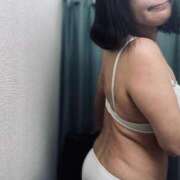 よしの よしのです 奥様の実話 梅田店