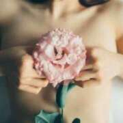 桜井 沙耶 本日出勤です💫 プルプルオフィスディーバ