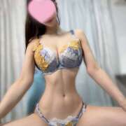 夢咲ゆい 世は三連休❓なのね 癒しのマダム