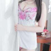 真白 ねね 食い込みが刺激して…💓 30代40代50代と遊ぶなら博多人妻専科24時