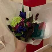 ひなこ お花🌸 新宿クリスタル