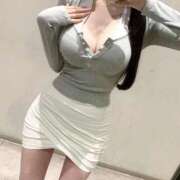 阿部しいな 本日出勤です🤍 MIRAI TOKYO 六本木店