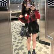 若葉めいり 出勤しました13時ー20時♪ JKリフレ東京 秋葉原本店