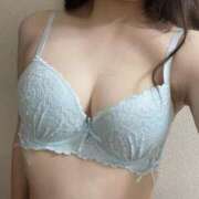 ヒメ日記 2025/09/07 17:01 投稿 上原りあ 断りきれない美人マッサージ嬢たち