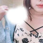 ここな 出勤しました🫶 人妻の輝き(大阪)